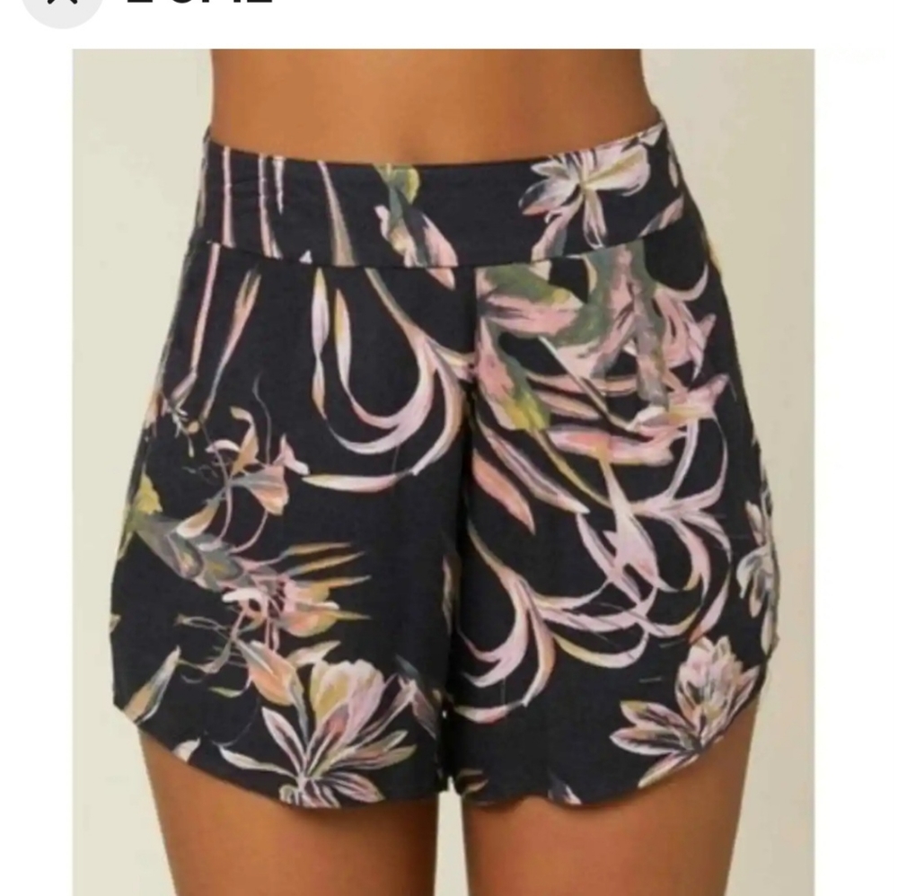 O'Neil floral high-waisted shorts sz 31 nwt